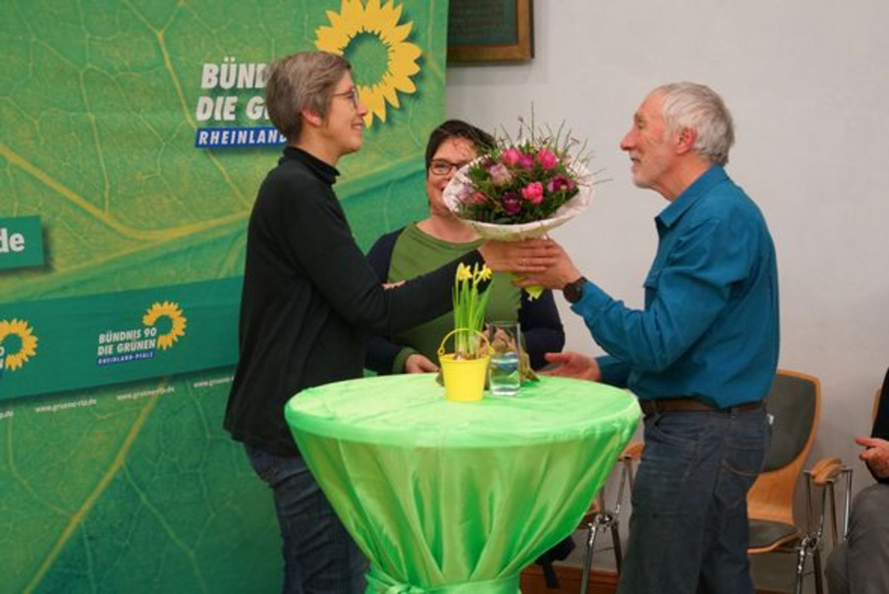 Ihre Kandidatin Jutta Paulus Ihre Kandidatin Jutta Paulus